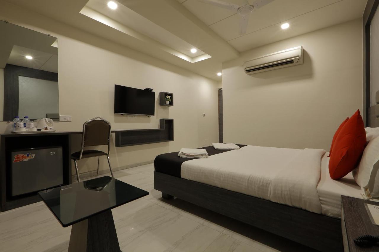 Hotel Unity 阿穆达巴 外观 照片