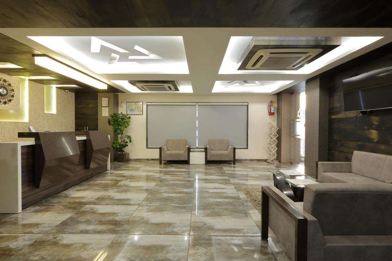 Hotel Unity 阿穆达巴 外观 照片