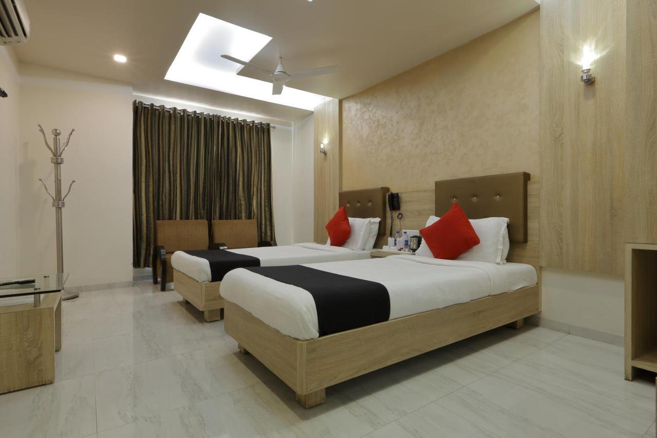 Hotel Unity 阿穆达巴 外观 照片