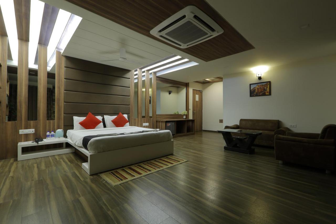 Hotel Unity 阿穆达巴 外观 照片