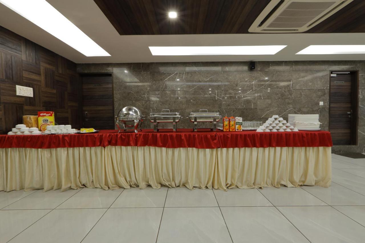 Hotel Unity 阿穆达巴 外观 照片