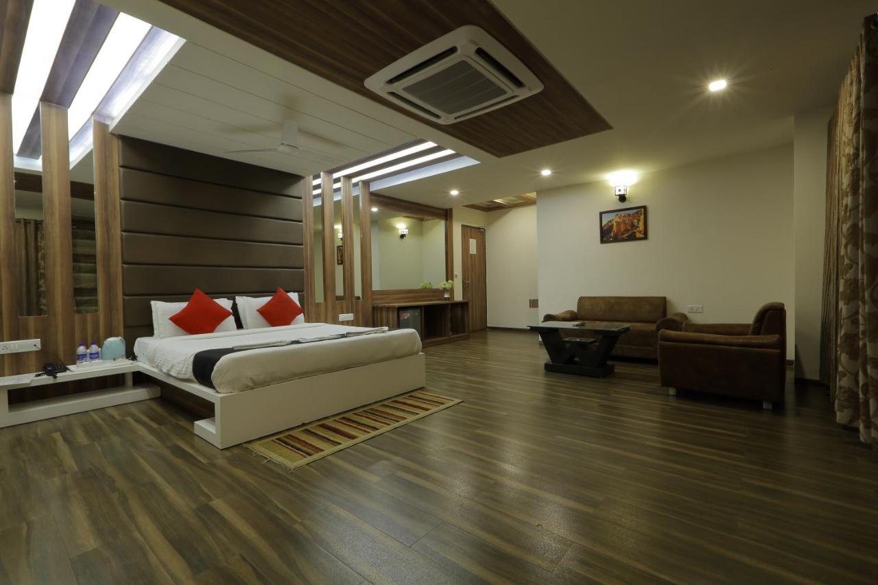Hotel Unity 阿穆达巴 外观 照片